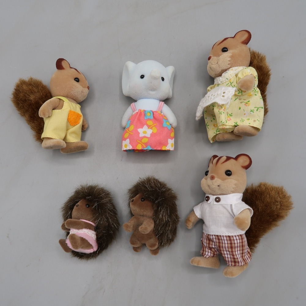 Calico Critters Sylvanian Families Lot 6 Figures Hedgehog Squirrel Elephant Toy